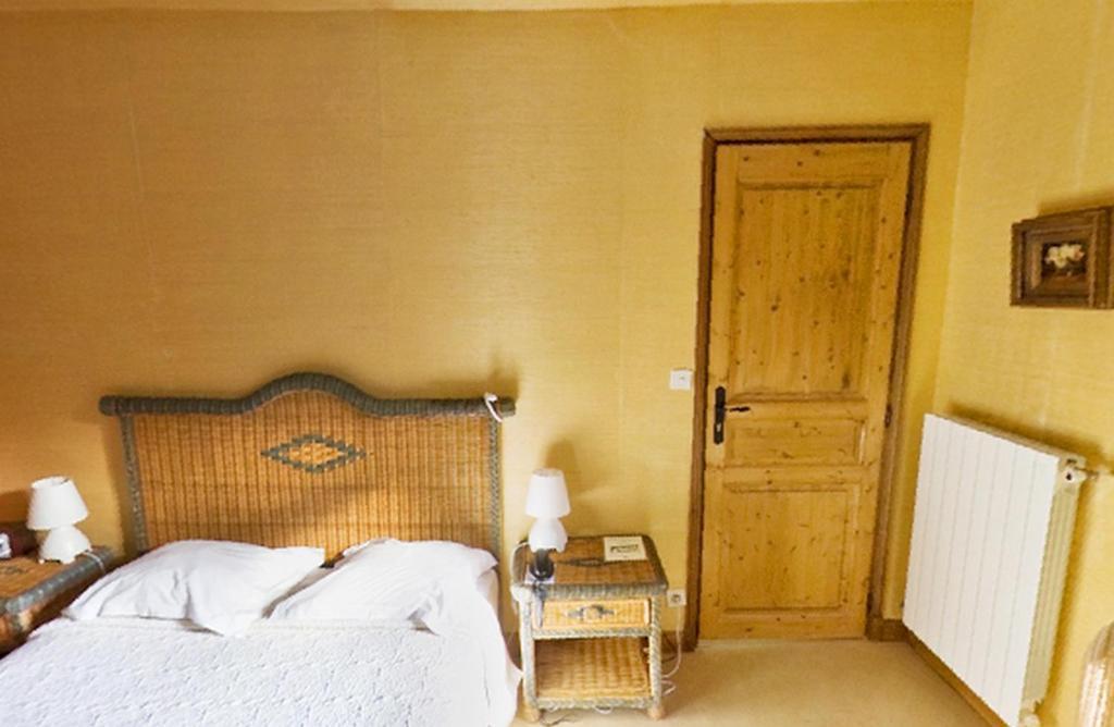 La Ferme Des Vallees Otel Les Essarts-le-Roi Dış mekan fotoğraf